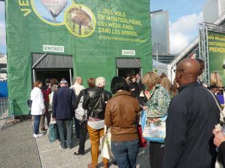 Vaste opération de recyclage sur le parvis de la Défense 