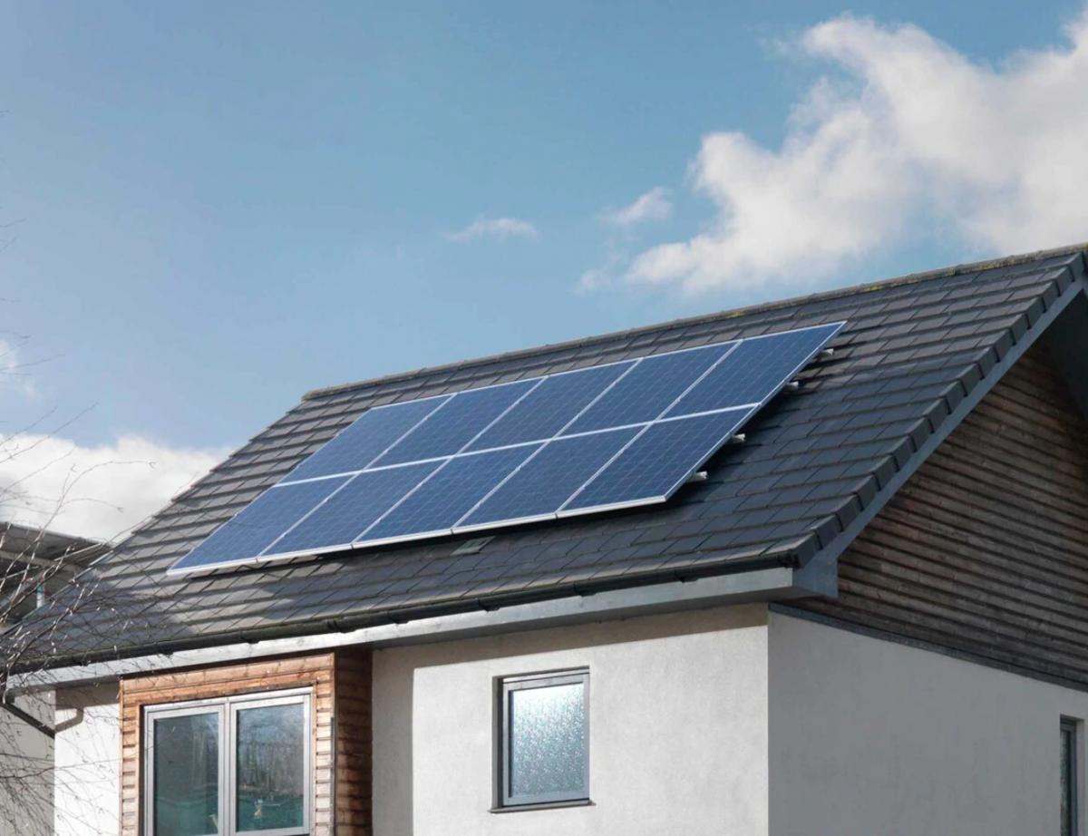 Ikea France lance une offre de panneaux solaires "clé en main"