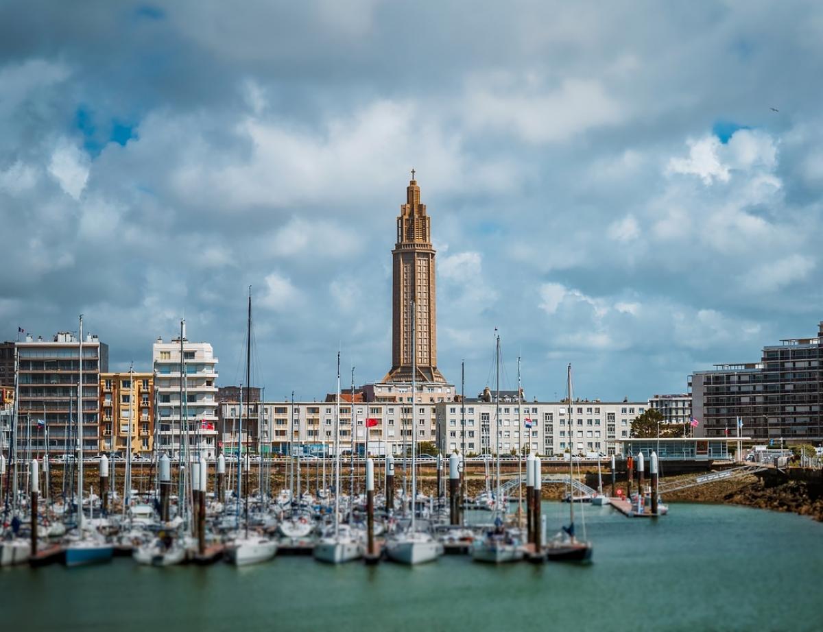 Hidalgo et Philippe défendent un Grand Paris allant jusqu'au Havre