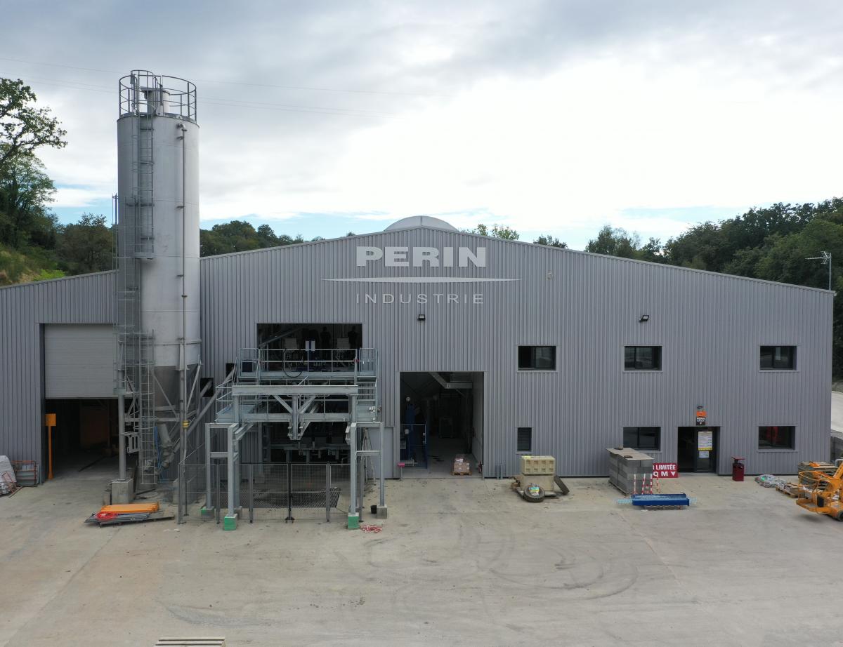 Le bloc isolant rectifié de Perin poursuit sa progression en Bretagne