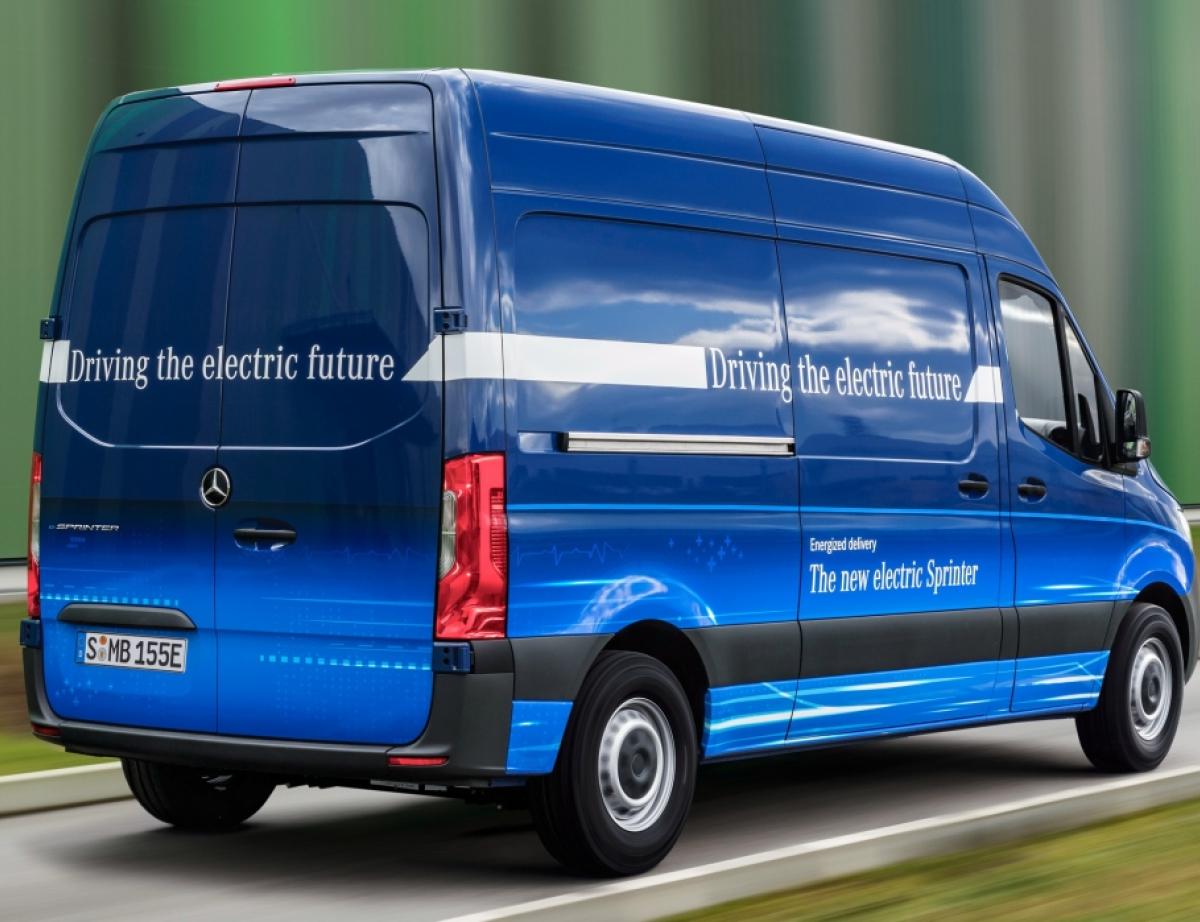 Mercedes électriques : recherche prix et autonomie désespérément 