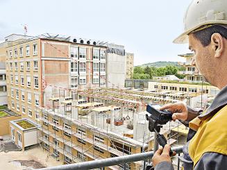 Commandes: 49 % des dirigeants prévoient une hausse en 2012