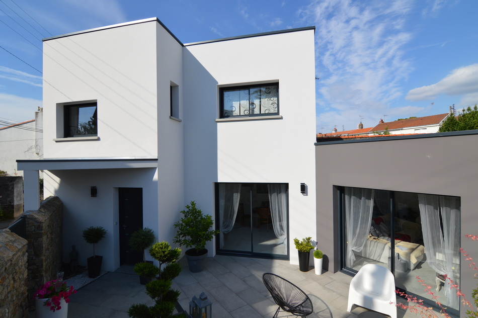 Depuis des années, Berthelot Constructions construit plus performant que la RE2020