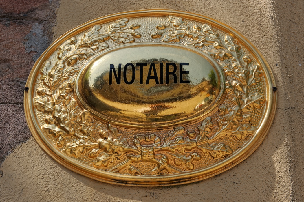 Le gouvernement ralentit le rythme des nouvelles installations de notaires