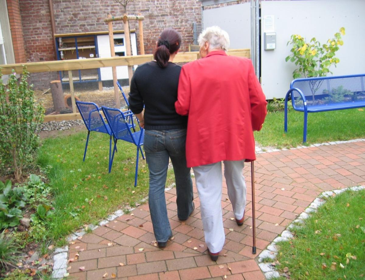 Le gouvernement va financer des projets locaux en faveur des aînés