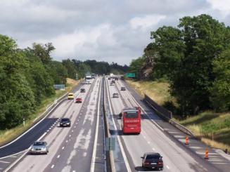 Rocade autoroutière en Alsace: un enterrement contesté