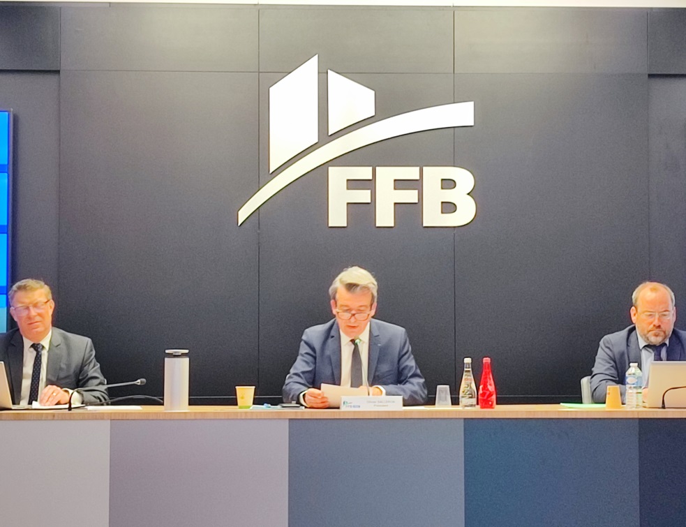 Face à une nouvelle "onde de choc", la FFB demande un ministère dédié à la construction