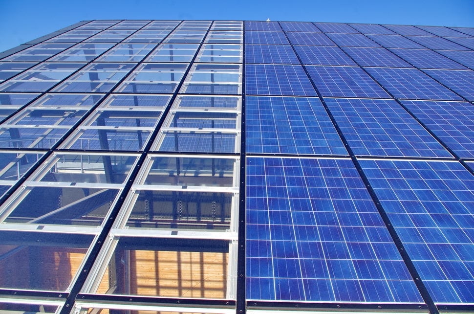 namR calcule le potentiel de production photovoltaïque de toutes les toitures de France