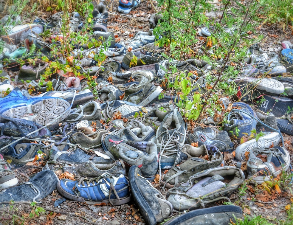 Transformer de vieilles baskets en sous-couche de parquet