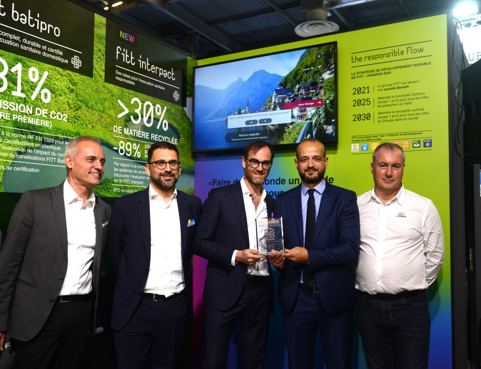 Interplast devient Fitt et change de couleurs