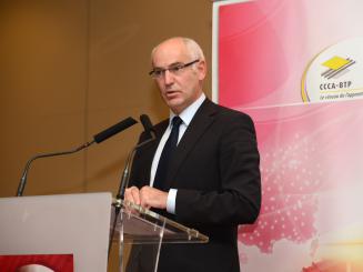 De nouvelles mesures pour favoriser lapprentissage