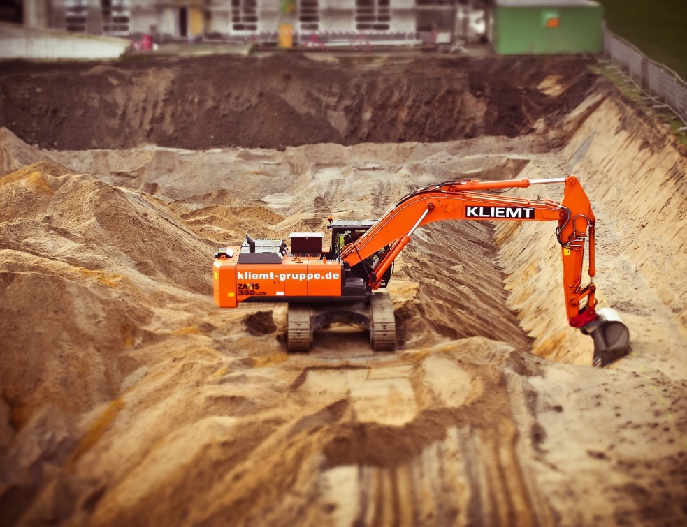 Les permis de construire délivrés sont en hausse sur un an, malgré un ralentissement