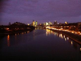 Les bâtiments non résidentiels devront éteindre la nuit