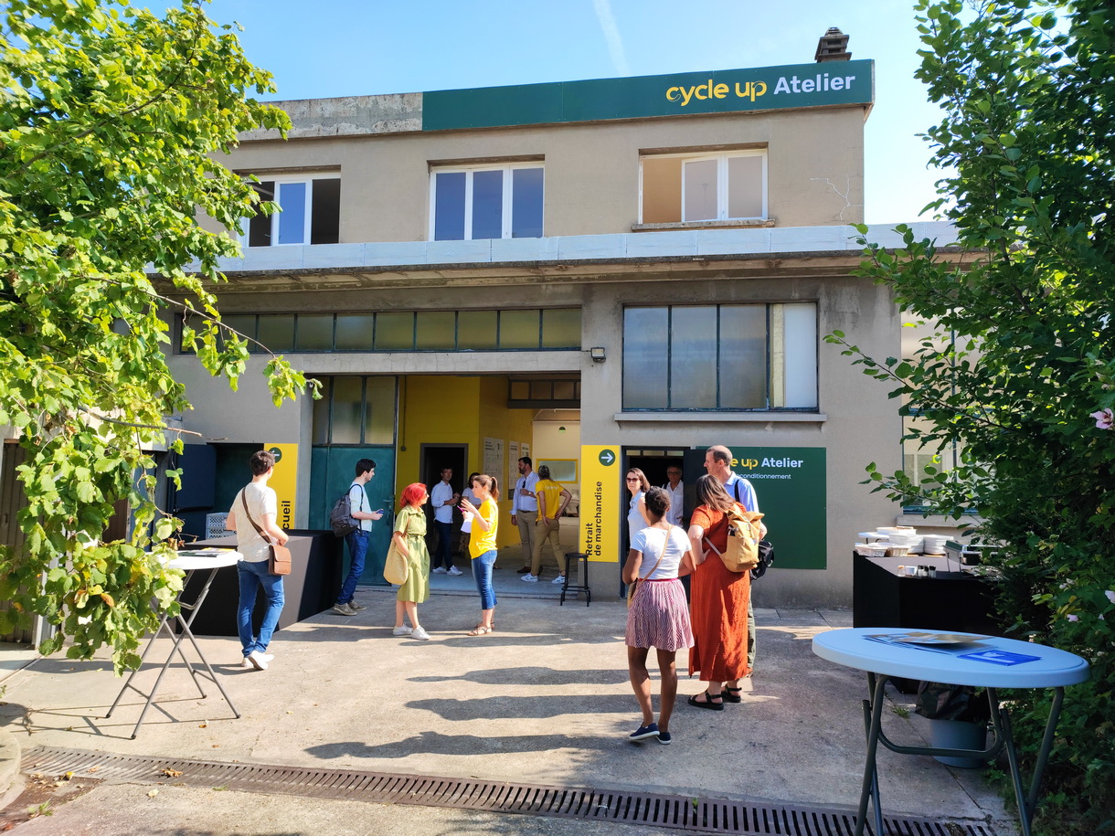 L'entrée du nouvel atelier de reconditionnement Cycle Up