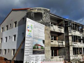 La TVA sur le logement social devrait baisser