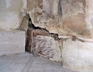 Quand lhumidité ronge les pièces intérieures