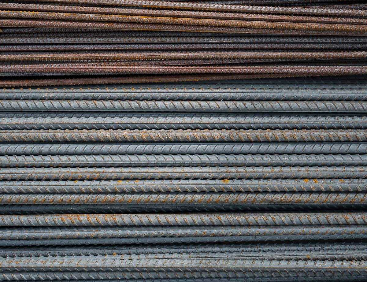 Gros plan sur des barres en acier