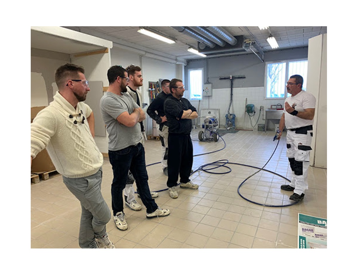 Formations BEISSIER pour la mise en oeuvre des enduits.