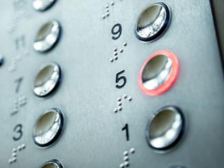 Ascenseurs : report dun an de la 2e tranche des travaux