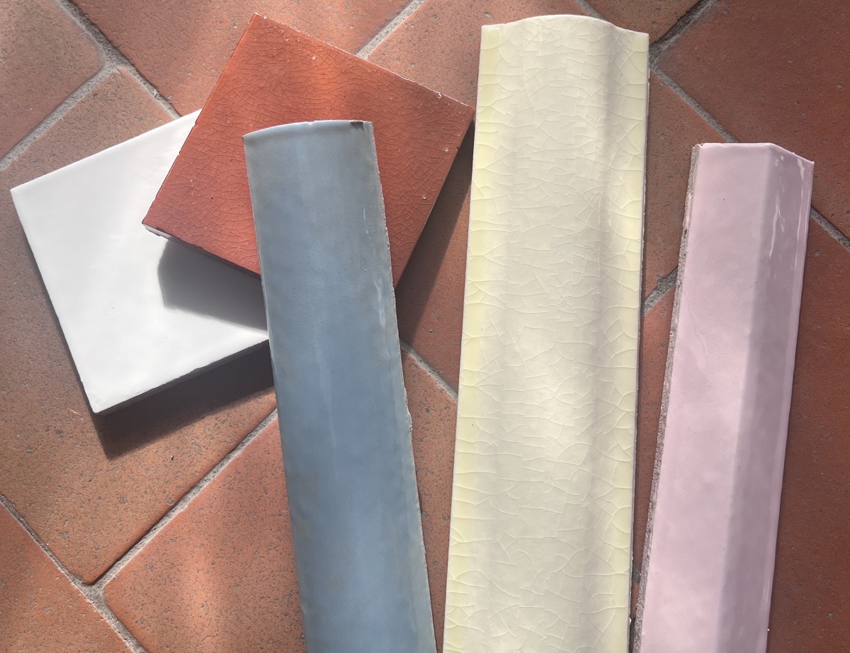 Des plaquettes aux couleurs variées qui revetirons les façades de 7 bâtiments