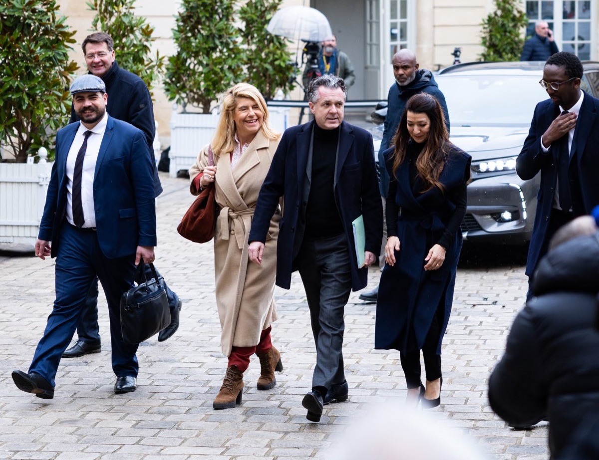 Guillaume Kasbarian, à gauche sur l'image.