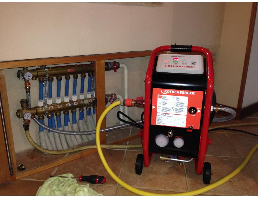 Désembouage : Nettoyage mécanique ou chimique ?