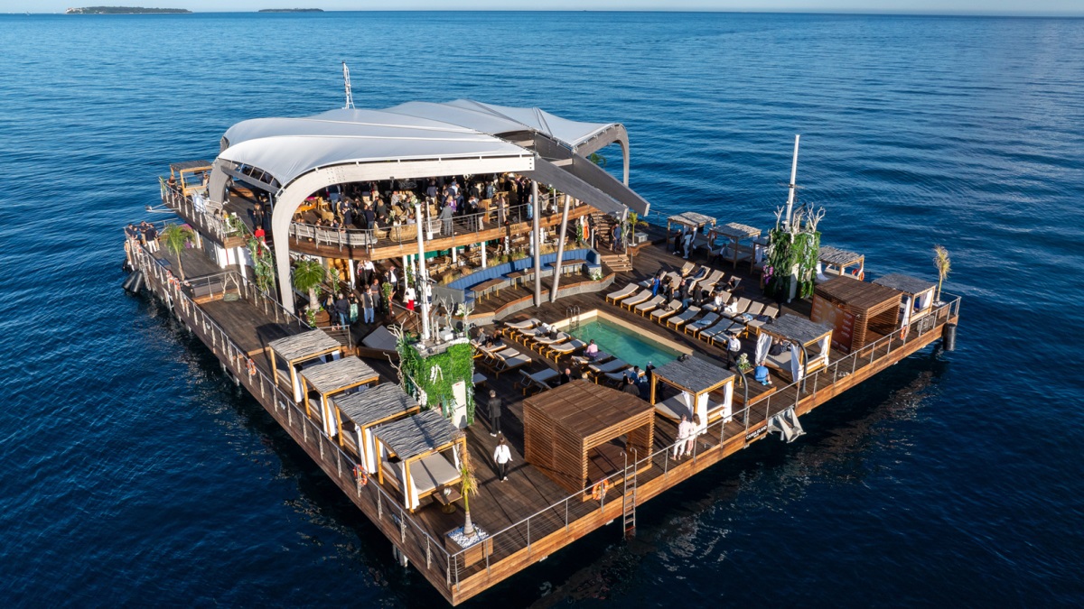 Canua Island, au large de Mandelieu-la-Napoule. @ DR