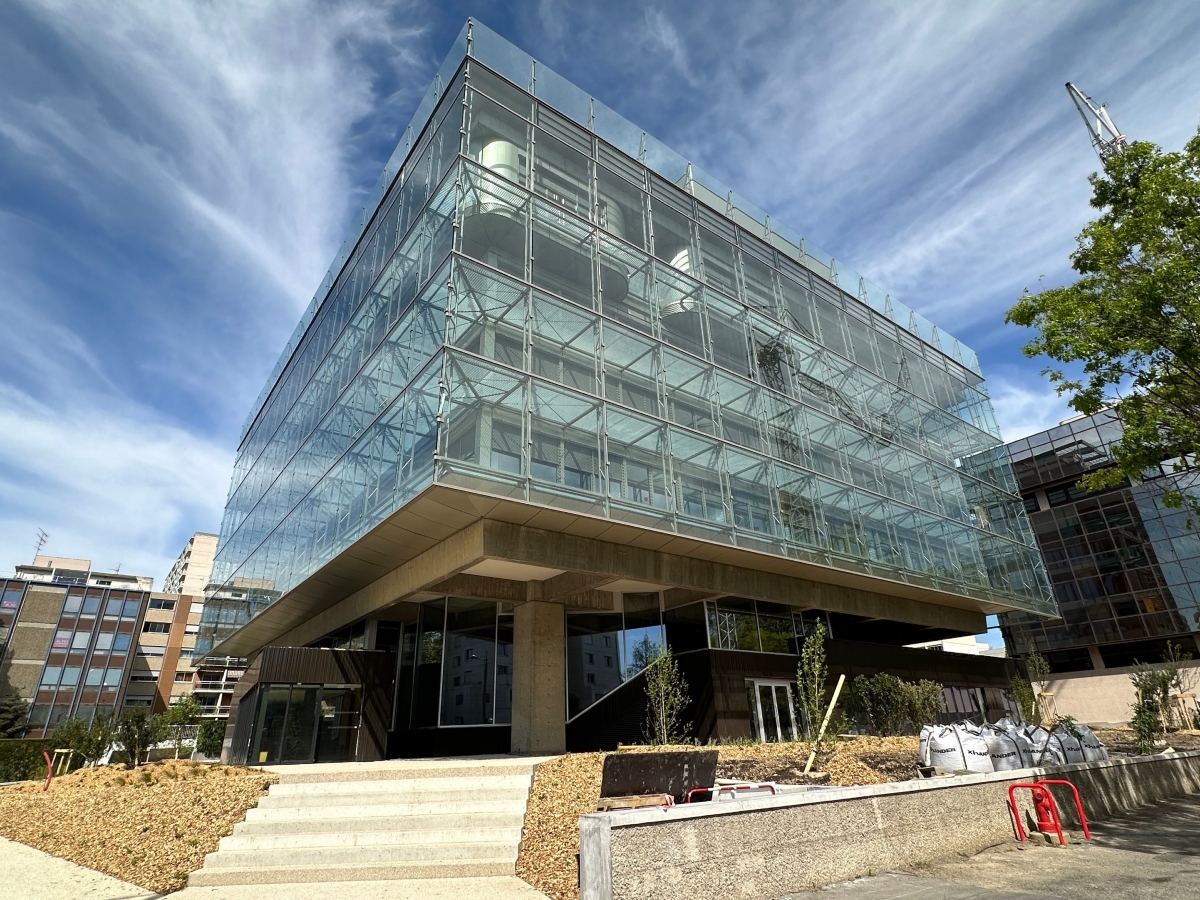 La toute nouvelle Maison du Bâtiment et des Travaux Publics. © Rodolphe Savereux