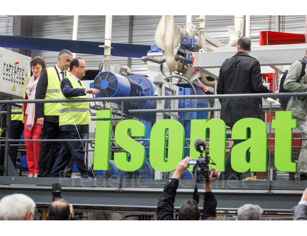 Hollande inaugure la nouvelle usine Isonat-Buitex