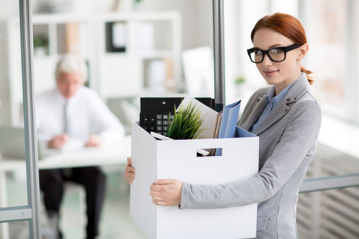 Démission liée à un abandon de poste, le Conseil dÉtat valide. © pressfoto / Freepik