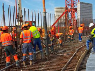 Manifestation anti dumping social sur un chantier dunkerquois