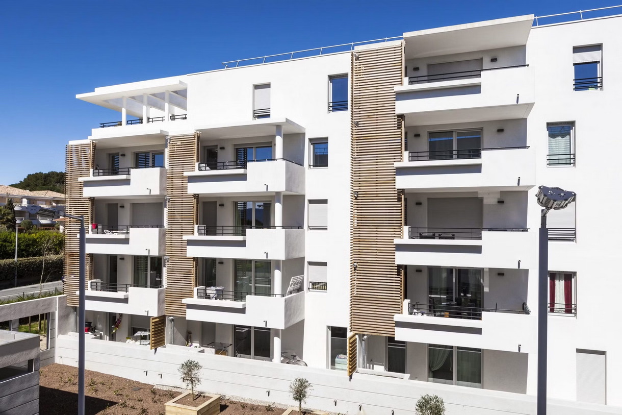 Un immeuble de logements intermédiaires, les jardins d'Aurélien, construit par CDC Habitat à Fréjus