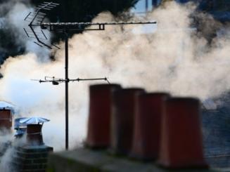 Chauffage au bois autorisé sous condition en Ile-de-France