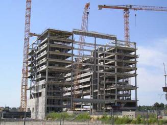 Duflot revendique une "politique active et exigeante de l'offre"