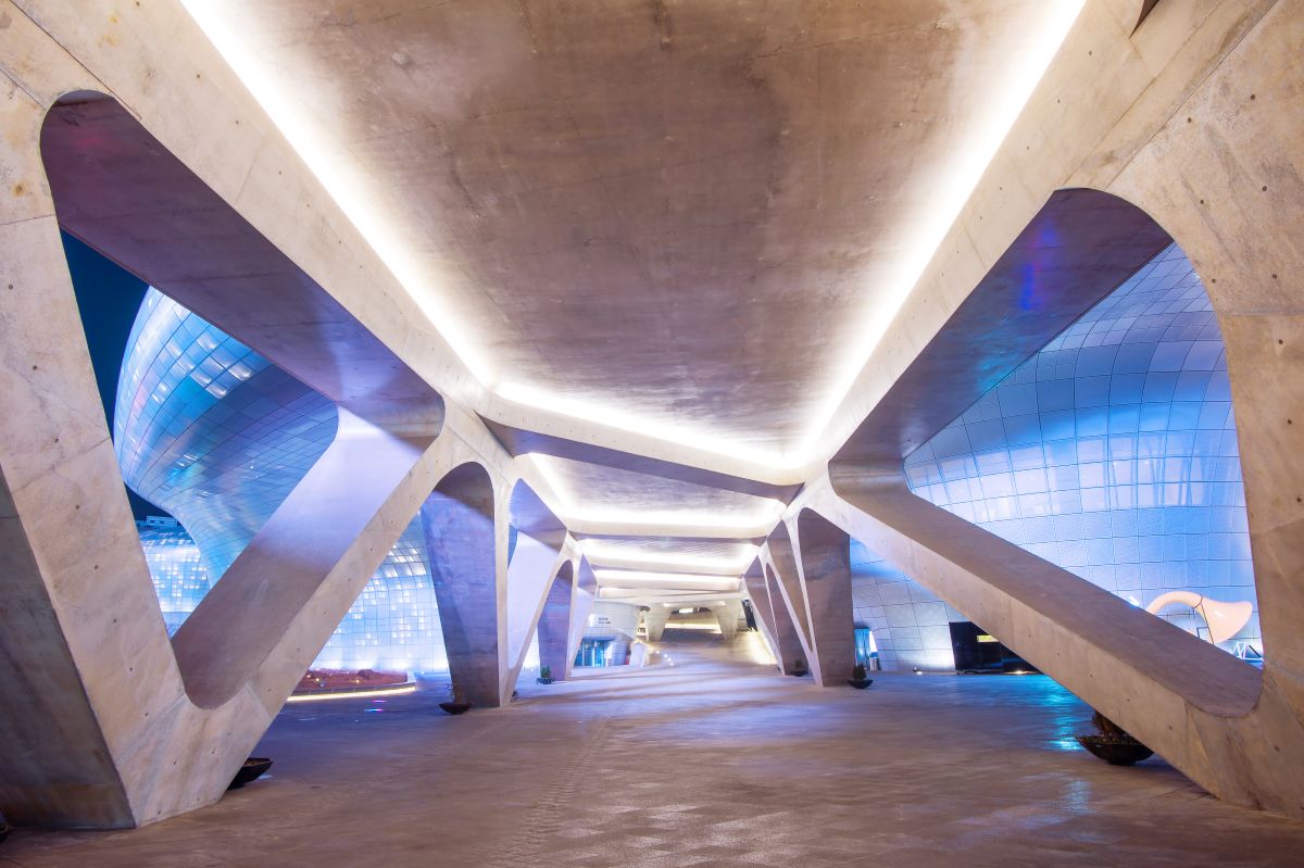 Le Dongdaemun Design Plaza, en Corée du Sud. © Freepik