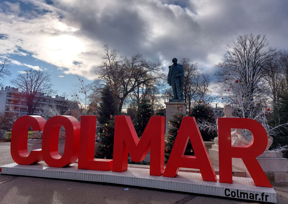 En déplacement à Colmar, la Ministre réclame plus de concertations citoyennes. © Laure Pophillat
