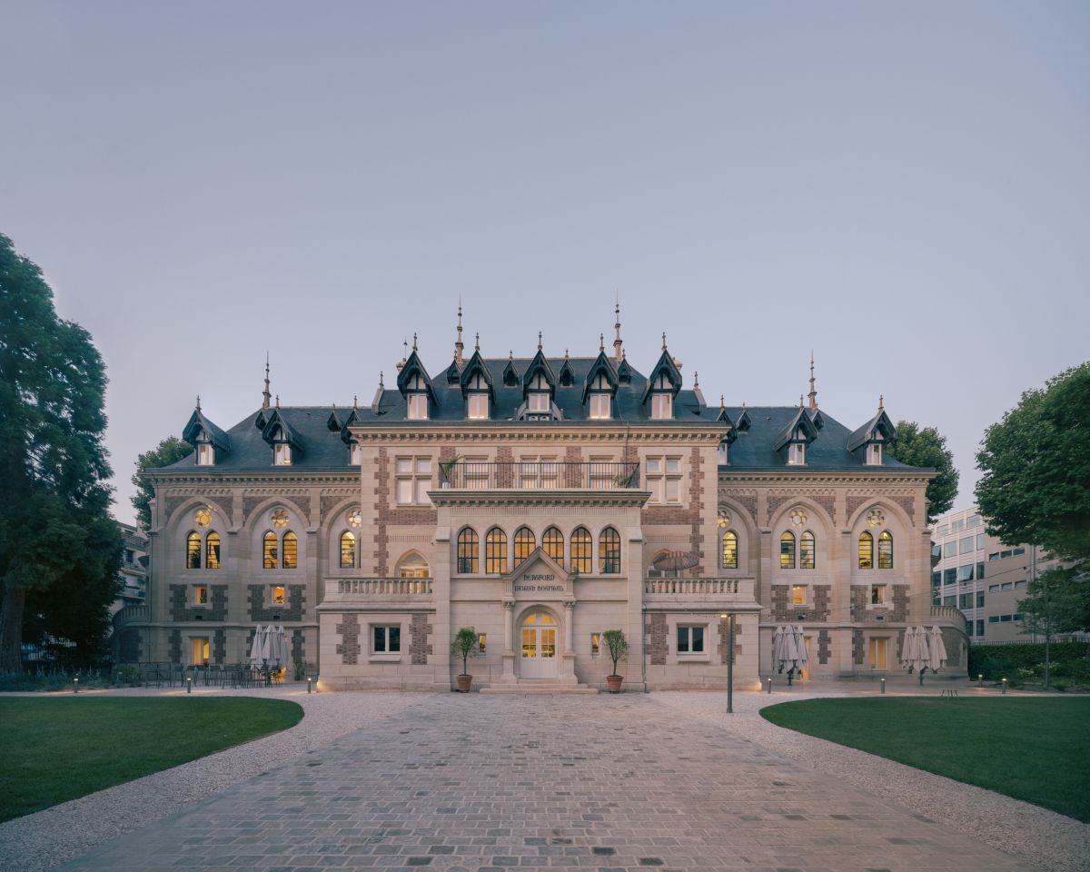 Maud Caubet redonne vie au Château de lHertford British Hospital. © Charly Broyez / WEB