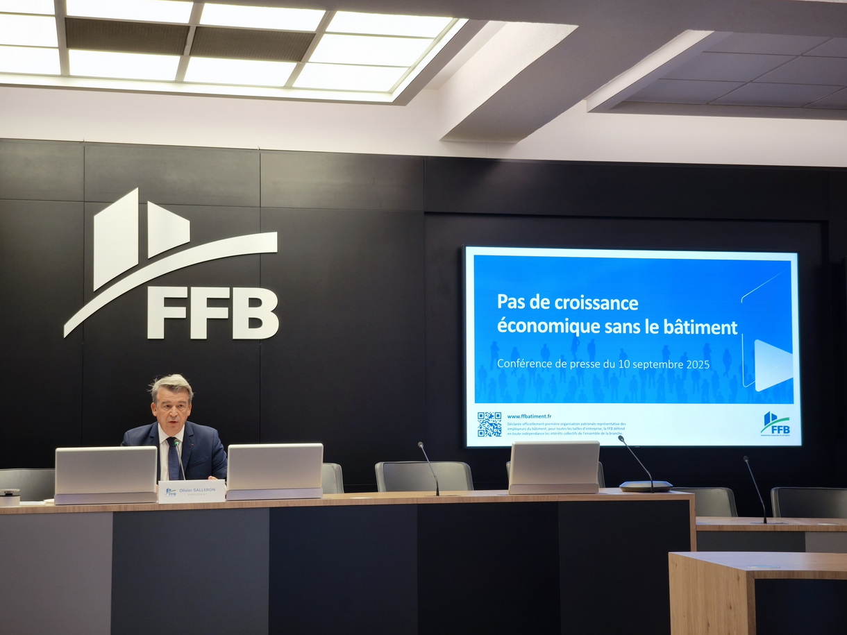 Olivier Salleron, président de la FFB, lors de la conférence de presse du 10 septembre 2025. © PP