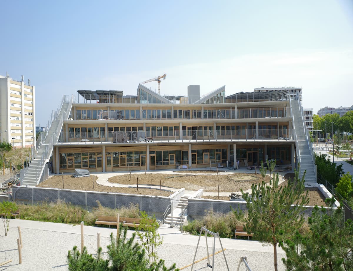 Groupe scolaire Yvonne Kerzreho à Nanterre. © JT