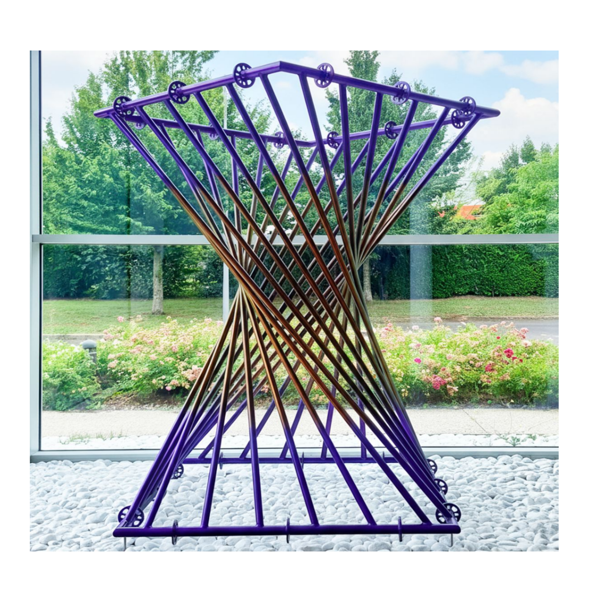 Les échafaudages Layher transformés en uvres d'art. © Galerie Sabrina Lucas