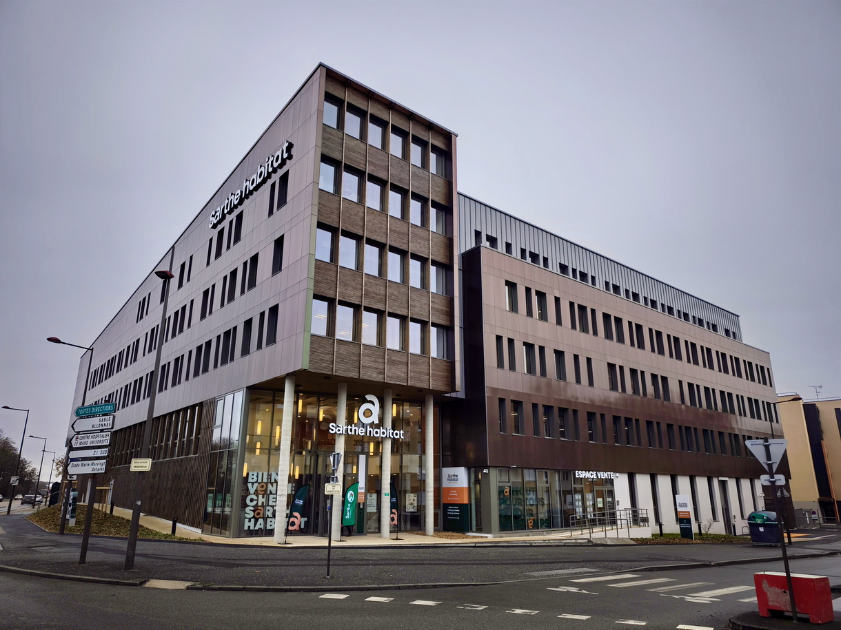 Le nouveau siège social de Sarthe Habitat au Mans. © PP