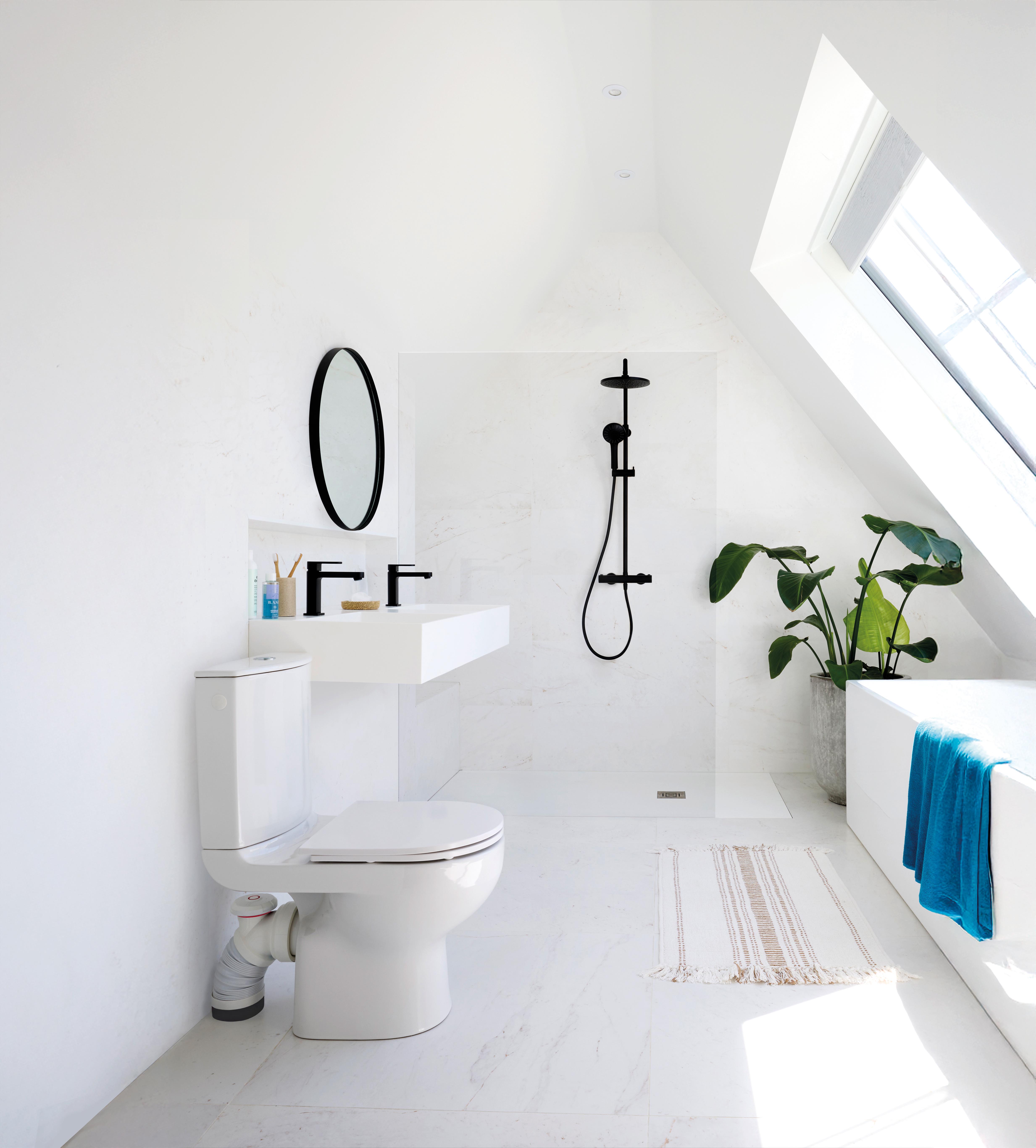 Un raccord intelligent pour stopper odeurs et bruits de canalisation dans les pièces deau. © Wirquin