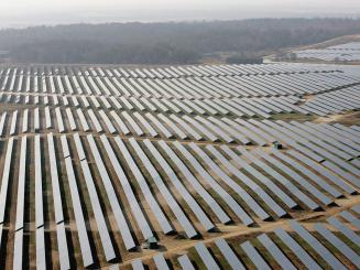 Photovoltaïque: l'Europe marque le pas face au reste du monde