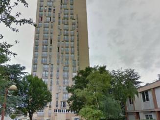 Une tour de 23 étages à vendre pour un euro