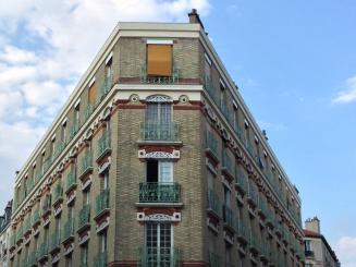 Valls veut aider les Français à accéder à un logement