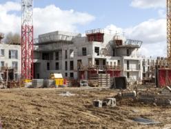 Les mises en chantier de logements neufs continuent à régresser