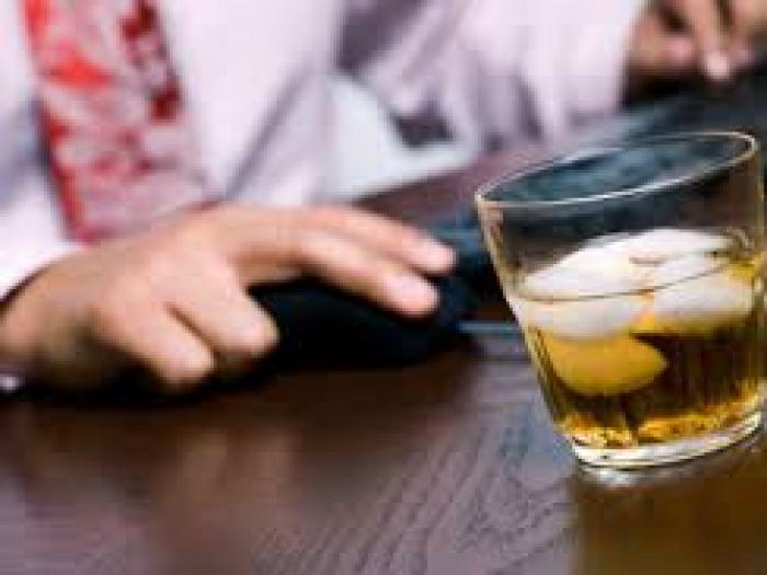 Boire au travail : nouvelles précisions du code du Travail