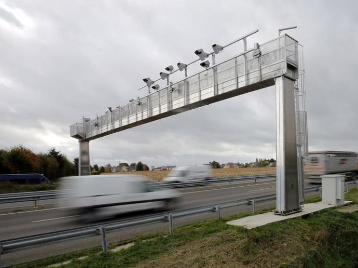 Paris se prépare à appliquer le péage poids lourds