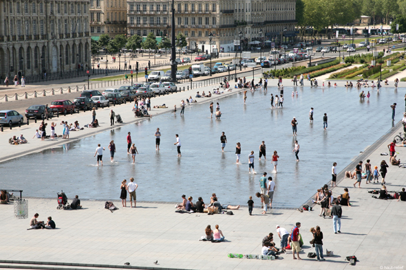 Décès de Michel Corajoud, concepteur du "miroir d'eau" à Bordeaux