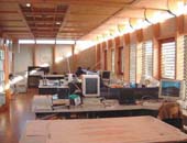 Lancement dune gamme de bureaux et de commerces en bois